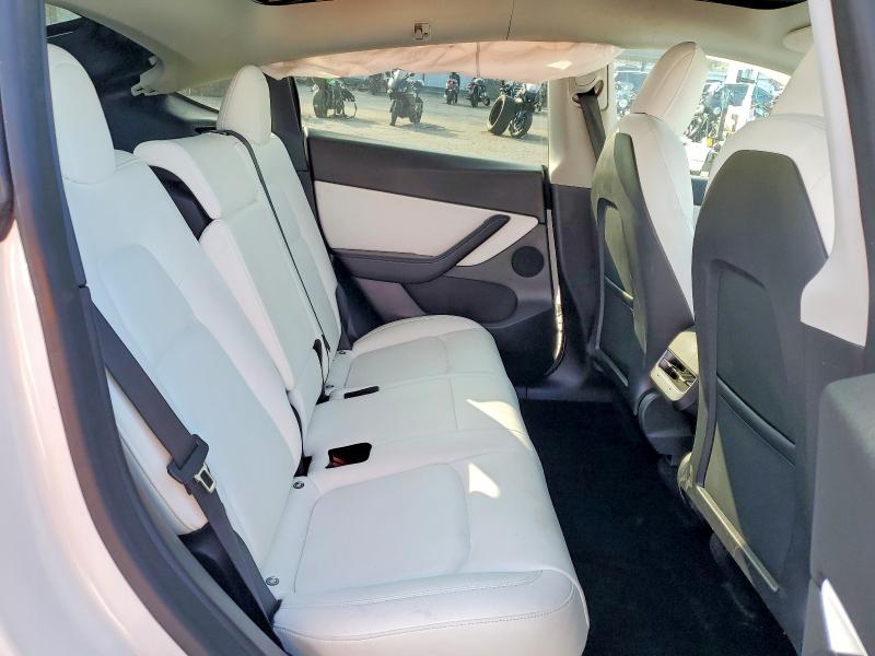 Photo 11 from auction – 2022 TESLA MODEL Y with VIN 7SAYGDEE4NF353783