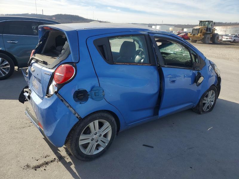 Photo 3 from auction – 2015 CHEVROLET SPARK 1LT with VIN KL8CD6S94FC752865