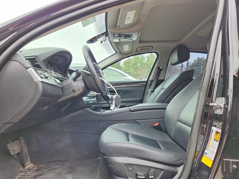 Photo 7 from auction – 2011 BMW 528 I with VIN WBAFR1C53BC743764