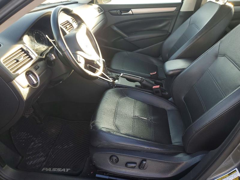 Photo 7 from auction – 2015 VOLKSWAGEN PASSAT S with VIN 1VWAT7A36FC087954