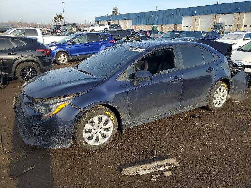 TOYOTA COROLLA 2022 with VIN 5YFEPMAE4NP319630 - Photo from auction