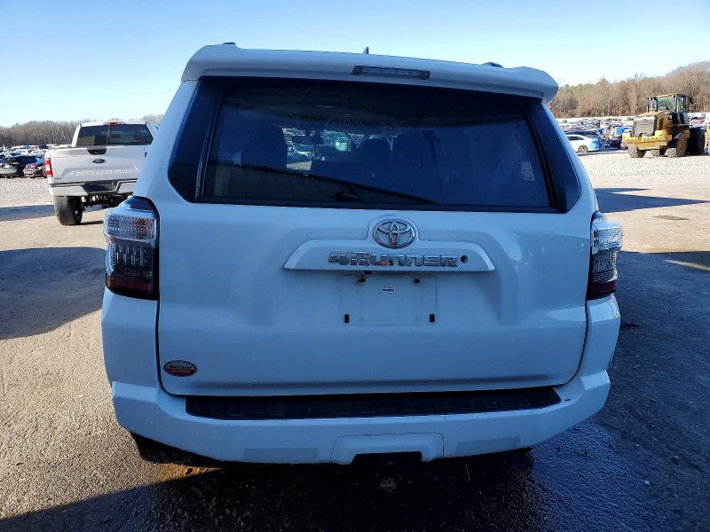 Photo 6 from auction – 2019 TOYOTA 4RUNNER with VIN JTEZU5JR5K5207457
