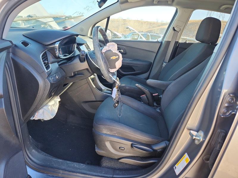 Photo 7 from auction – 2020 CHEVROLET TRAX LS with VIN 3GNCJKSB4LL220082