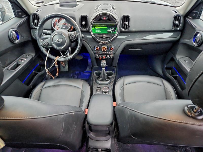 Photo 8 from auction – 2018 MINI COOPER COU with VIN WMZYV5C36J3E04043
