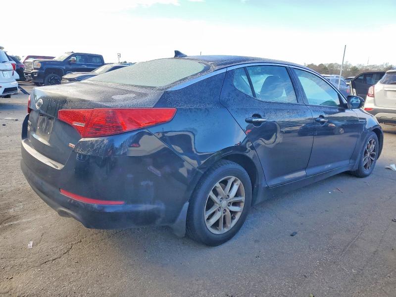 Photo 3 from auction – 2012 KIA OPTIMA LX with VIN 5XXGM4A79CG048525