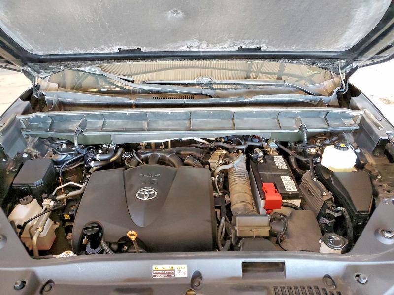Photo 11 from auction – 2021 TOYOTA HIGHLANDER with VIN 5TDCZRBH8MS557705