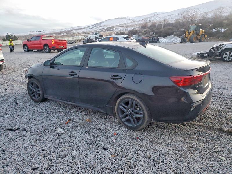 Photo 2 from auction – 2021 KIA FORTE with VIN 3KPF34AD6ME360381