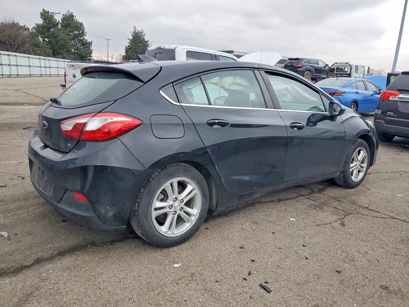 Photo 3 from auction – 2018 CHEVROLET CRUZE with VIN 3G1BE6SM2JS655325