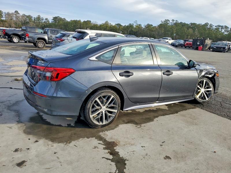 Photo 3 from auction – 2023 HONDA CIVIC with VIN 2HGFE1F92PH323531