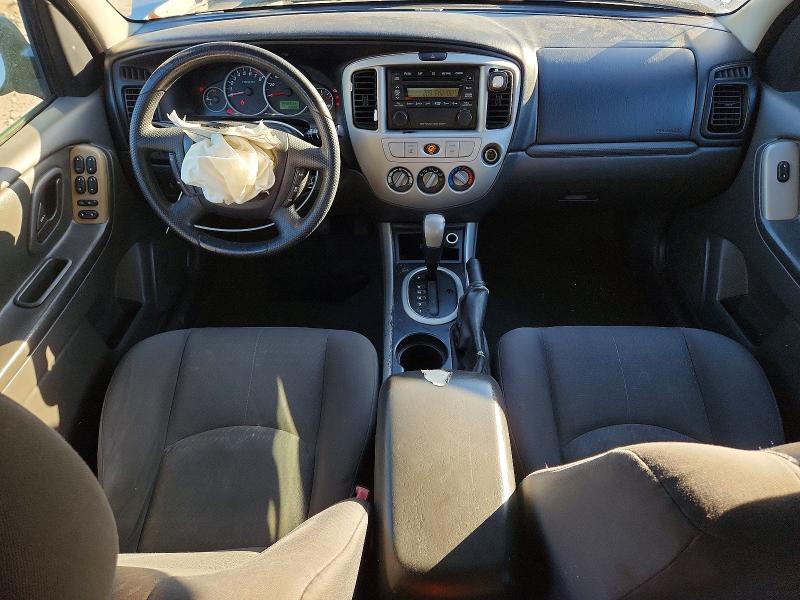 Photo 8 from auction – 2005 MAZDA TRIBUTE with VIN 4F2YZ92Z75KM52936