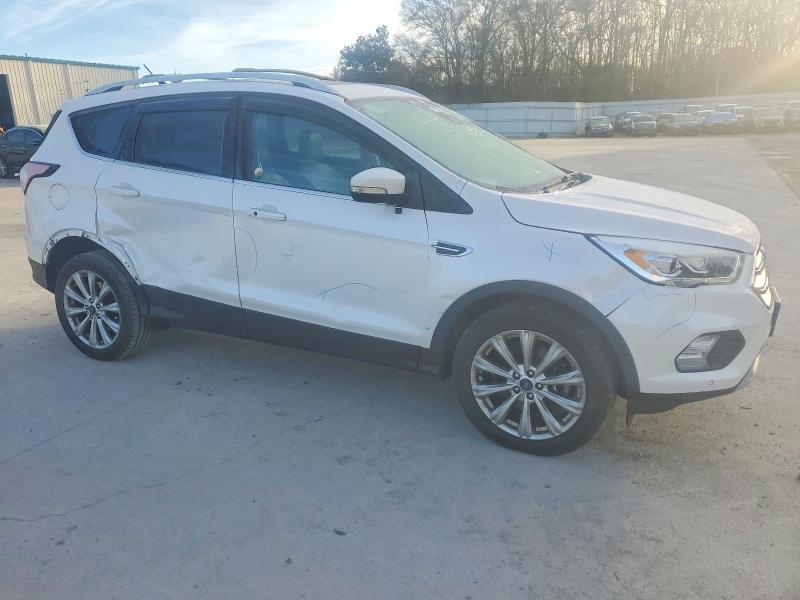 Photo 4 from auction – 2018 FORD ESCAPE with VIN 1FMCU9J9XJUA68590