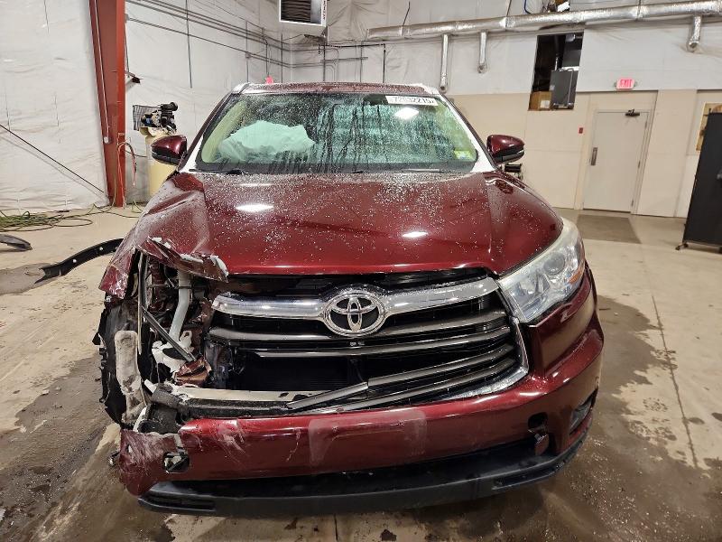 Photo 5 from auction – 2016 TOYOTA HIGHLANDER with VIN 5TDJKRFH4GS276446