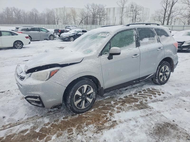 SUBARU FORESTER 2 2018 with VIN JF2SJAEC5JH403555 - Photo from auction