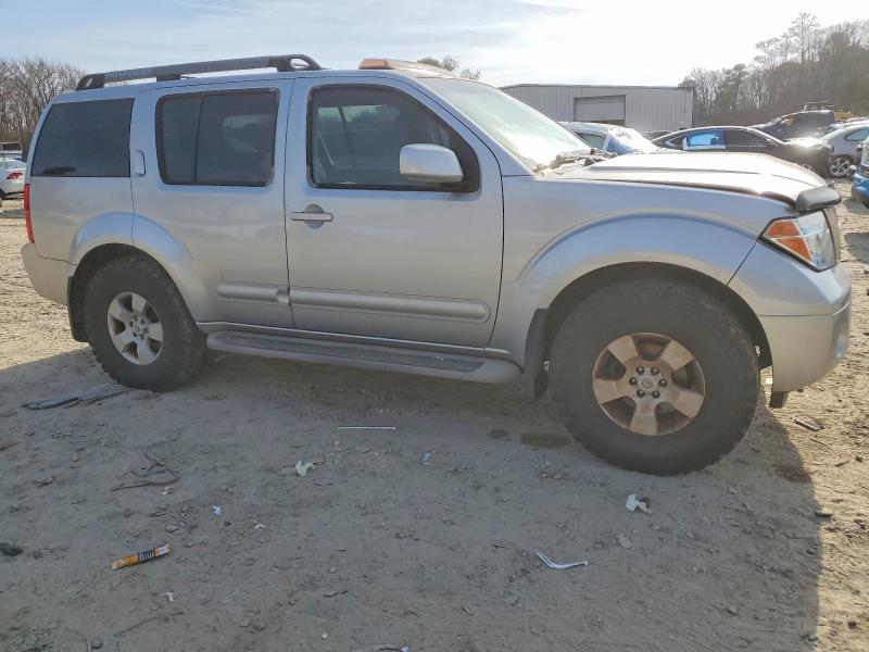 Photo 4 from auction – 2005 NISSAN PATHFINDER with VIN 5N1AR18W35C775127
