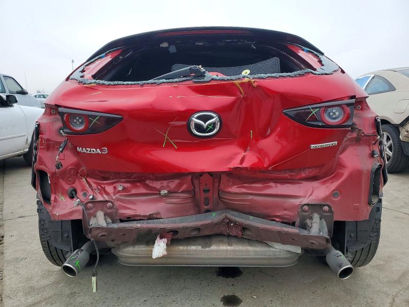 Photo 6 from auction – 2019 MAZDA 3 with VIN JM1BPAMM0K1118781