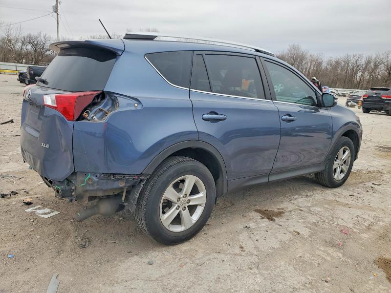 Photo 3 from auction – 2013 TOYOTA RAV4 XLE with VIN 2T3WFREV3DW040009