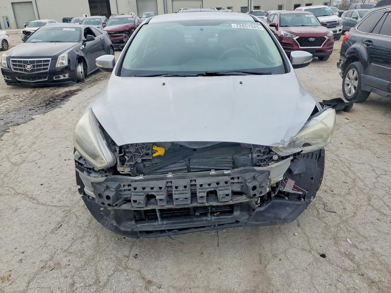 Photo 5 from auction – 2016 FORD FOCUS with VIN 1FADP3F20GL316178