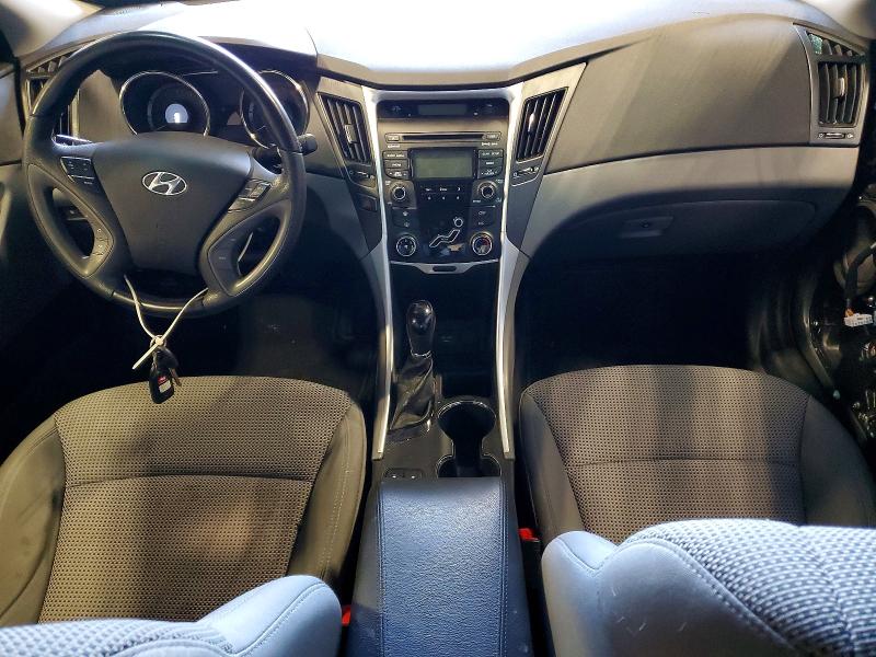 Photo 8 from auction – 2012 HYUNDAI SONATA with VIN 5NPEB4AC7CH342553
