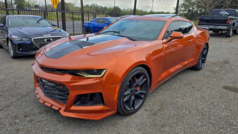 Photo 2 from auction – 2023 CHEVROLET CAMARO LT1 with VIN 1G1FE1R7XP0143705