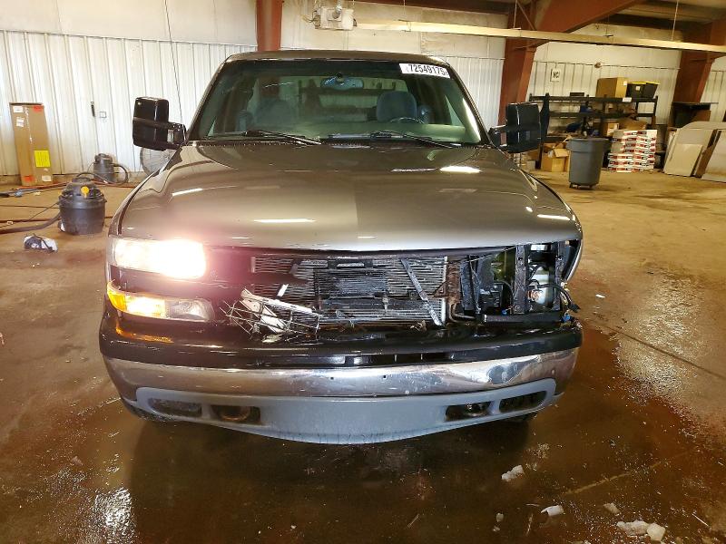Photo 5 from auction – 2001 CHEVROLET SILVERADO with VIN 2GCEK19T011358997