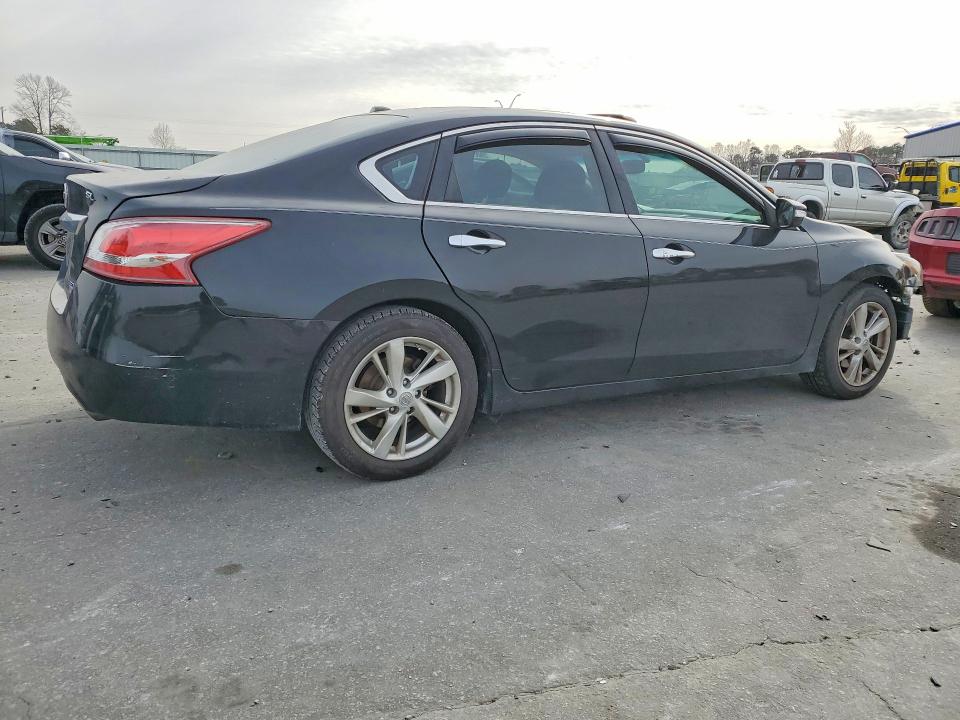 Photo 3 from auction – 2013 NISSAN ALTIMA 2.5 with VIN 1N4AL3AP8DC166849