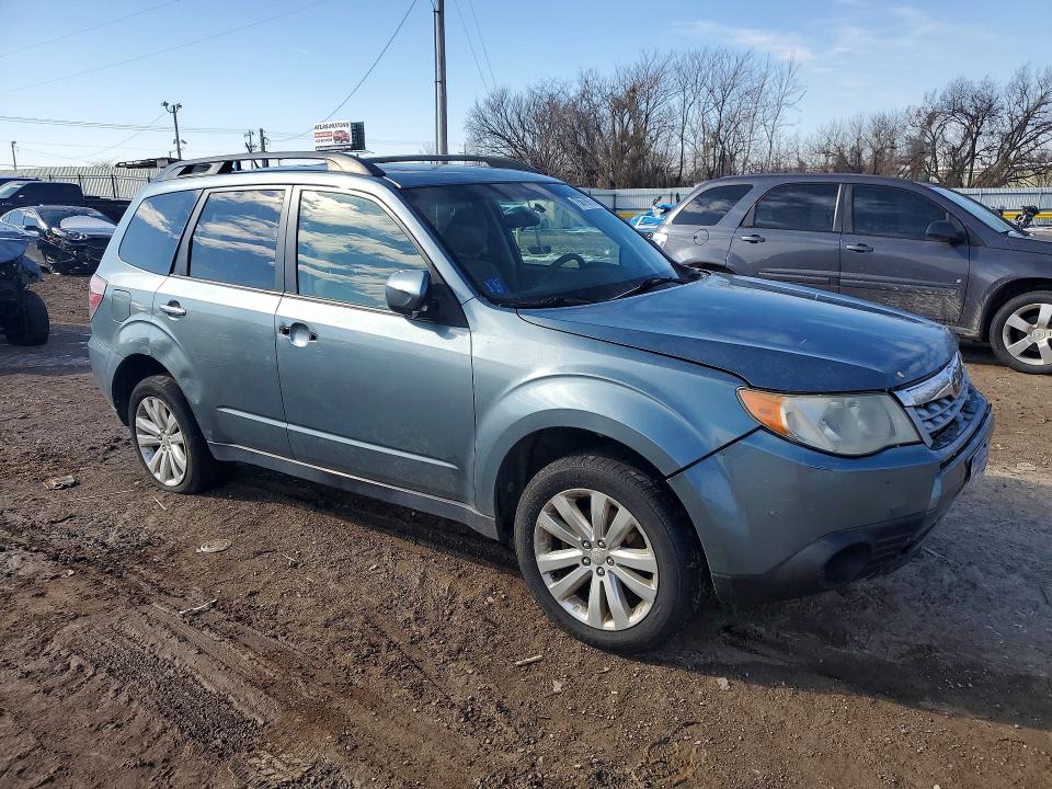 Photo 4 from auction – 2013 SUBARU FORESTER 2 with VIN JF2SHACC3DH434449