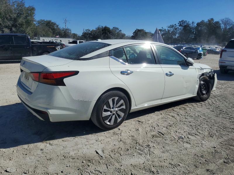 Photo 3 from auction – 2020 NISSAN ALTIMA with VIN 1N4BL4BV9LC250362
