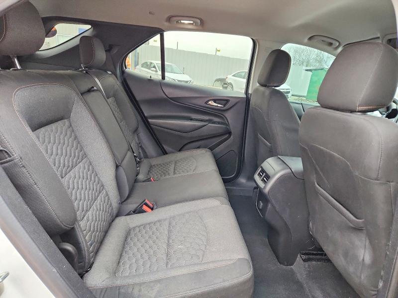 Photo 11 from auction – 2018 CHEVROLET EQUINOX LT with VIN 3GNAXSEV4JS531011