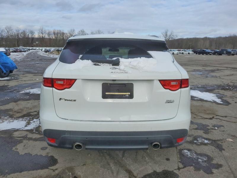 Photo 6 from auction – 2017 JAGUAR F-PACE R - with VIN SADCL2BV9HA891411