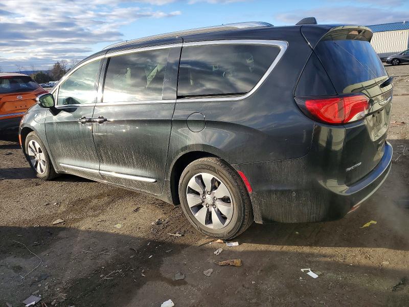 Photo 2 from auction – 2019 CHRYSLER PACIFICA H with VIN 2C4RC1N7XKR577718