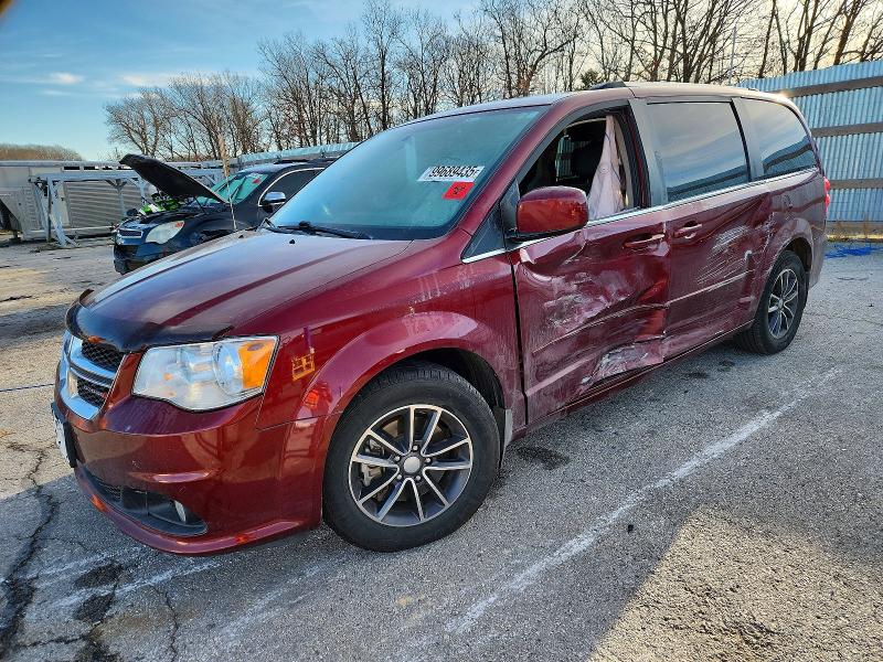 DODGE GRAND CARAVAN 2017 with VIN 2C4RDGCGXHR696431 - Photo from auction