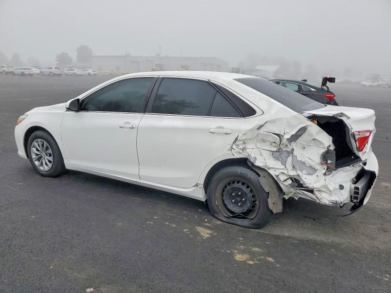 Photo 2 from auction – 2015 TOYOTA CAMRY LE with VIN 4T1BF1FK5FU110111