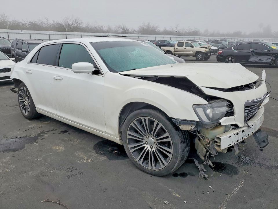 Photo 4 from auction – 2012 CHRYSLER 300 with VIN 2C3CCABG1CH313311