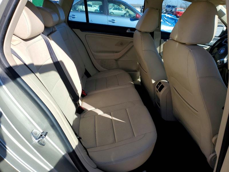 Photo 10 from auction – 2014 VOLKSWAGEN JETTA with VIN 3VWPX7AJ4EM600399