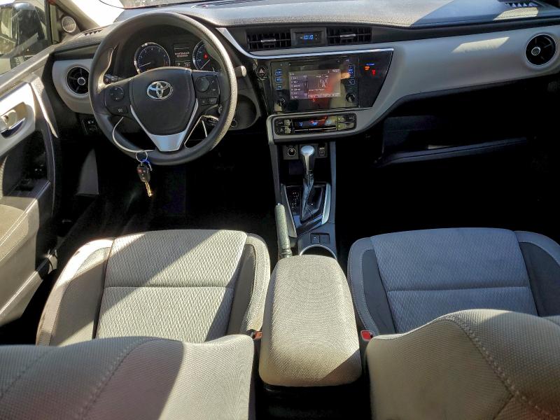 Photo 8 from auction – 2018 TOYOTA COROLLA L with VIN 5YFBURHEXJP824404