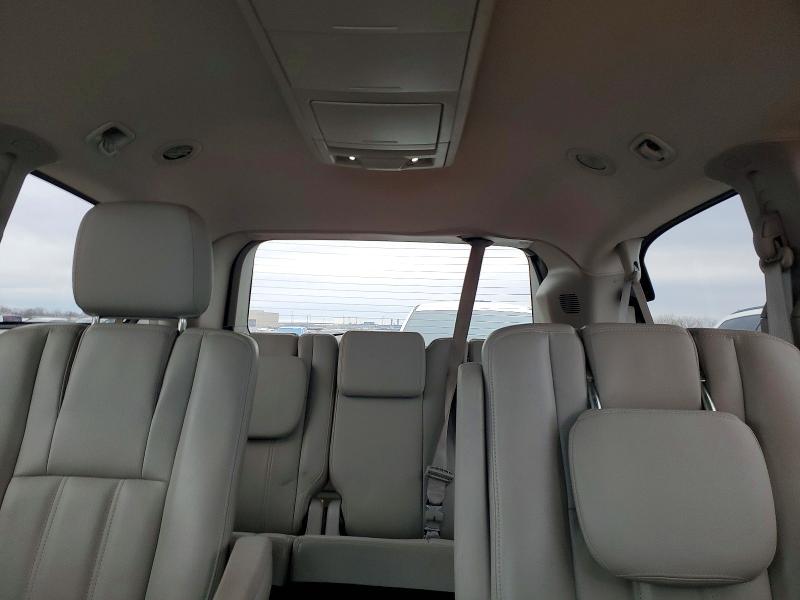 Photo 10 from auction – 2013 CHRYSLER TOWN & COU with VIN 2C4RC1BG8DR518027
