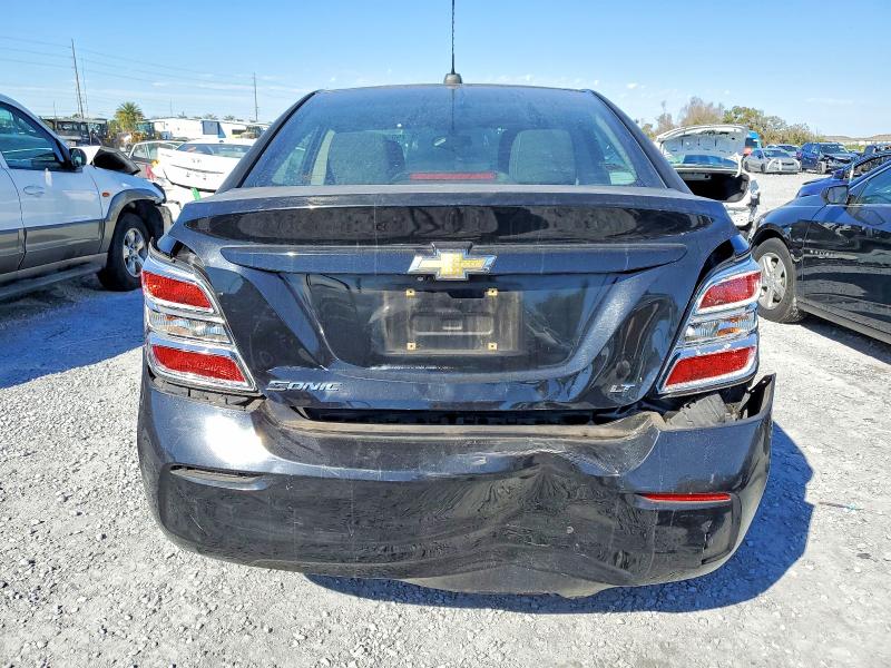 Photo 6 from auction – 2017 CHEVROLET SONIC LT with VIN 1G1JD5SH3H4113575