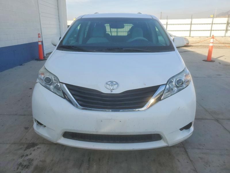 Photo 5 from auction – 2012 TOYOTA SIENNA LE with VIN 5TDKK3DC9CS235538