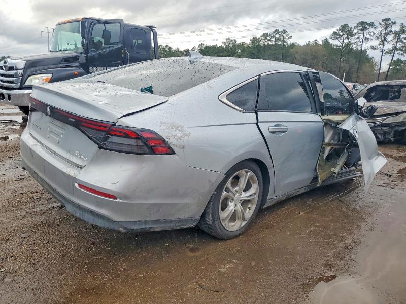 Photo 3 from auction – 2025 HONDA ACCORD with VIN 1HGCY1F26SA014150