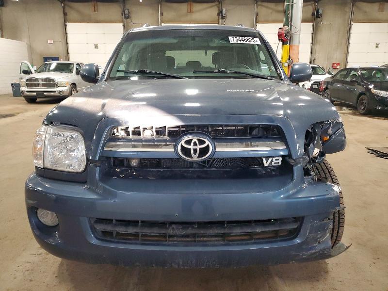 Photo 5 from auction – 2005 TOYOTA SEQUOIA with VIN 5TDBT44A55S242992