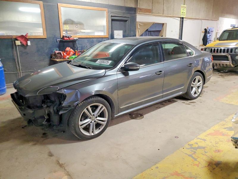 VOLKSWAGEN PASSAT SEL 2015 with VIN 1VWCV7A34FC096607 - Photo from auction