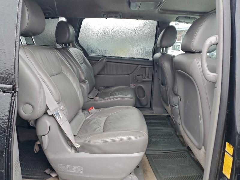 Photo 11 from auction – 2010 TOYOTA SIENNA XLE with VIN 5TDDK4CC8AS032587