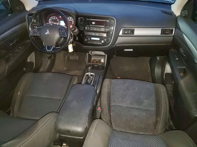 Photo 8 from auction – 2016 MITSUBISHI OUTLANDER with VIN JA4AD2A34GZ015873