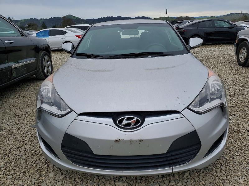 Photo 5 from auction – 2016 HYUNDAI VELOSTER with VIN KMHTC6AD6GU300519