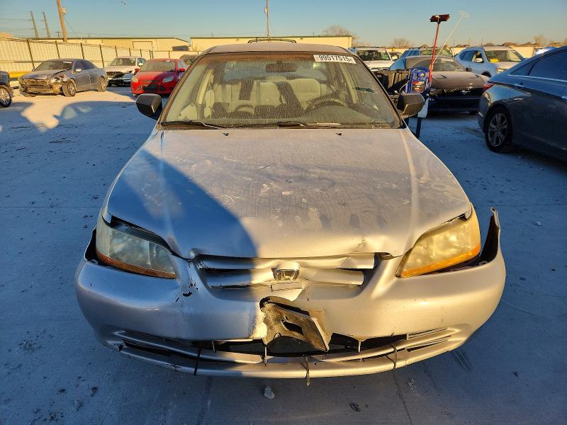 Photo 5 from auction – 2001 HONDA ACCORD with VIN 1HGCF86651A115972