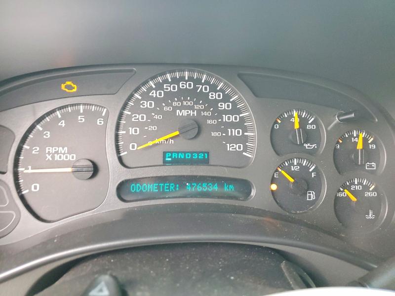 Photo 9 from auction – 2003 CHEVROLET SUBURBAN C with VIN 3GNEC16Z13G314918