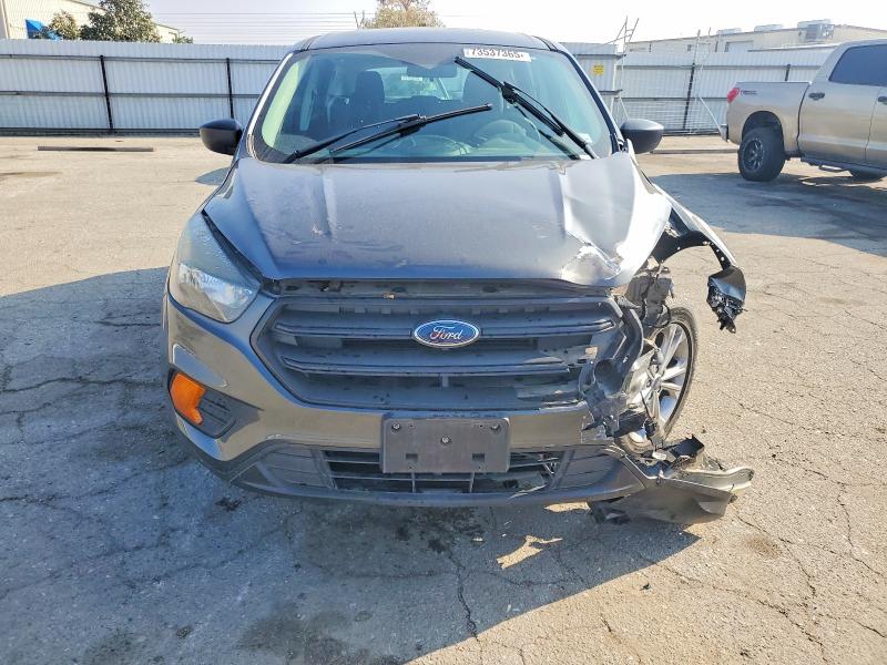 Photo 5 from auction – 2018 FORD ESCAPE with VIN 1FMCU0F70JUA92335