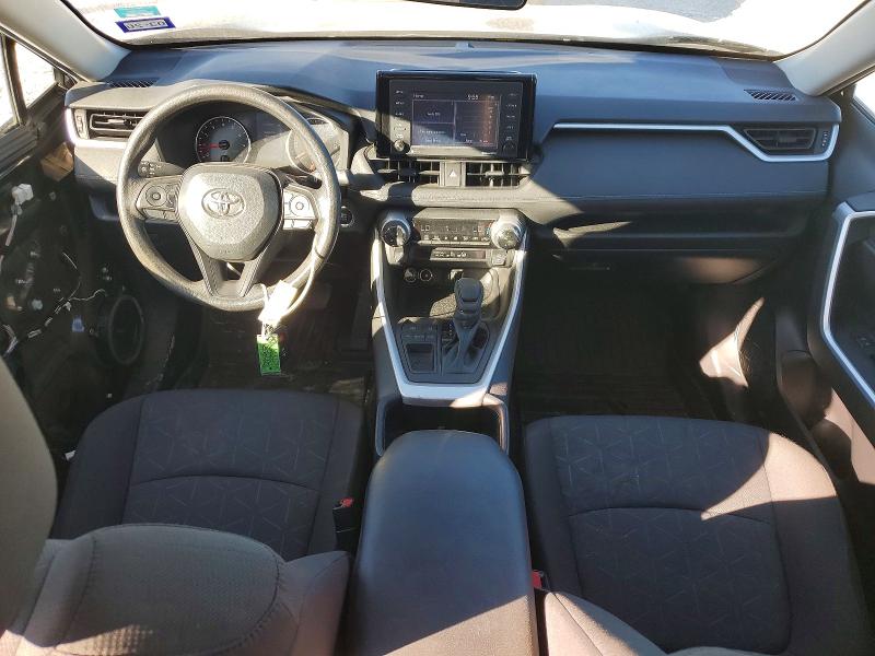 Photo 8 from auction – 2022 TOYOTA RAV4 XLE with VIN 2T3W1RFV0NW210700