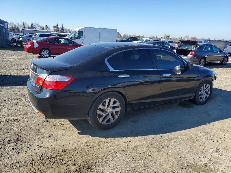 Photo 3 from auction – 2014 HONDA ACCORD with VIN 1HGCR2F51EA119941