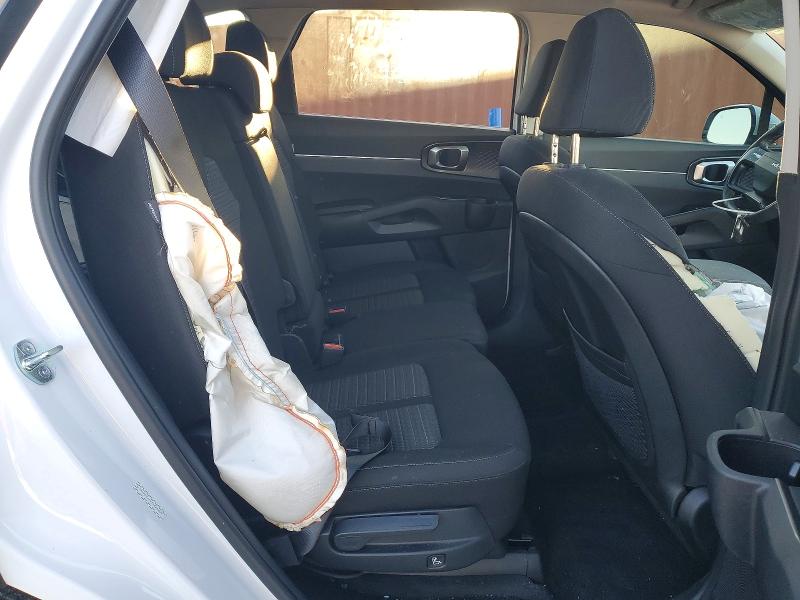 Photo 11 from auction – 2026 KIA SORENTO with VIN 5XYRG4JC4TG420829